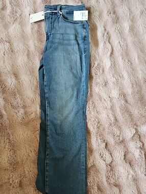 Good American Mid Blue Denim Jeans with Tags